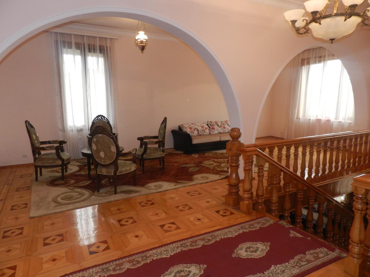 Hotel Gio Samtredia Екстериор снимка